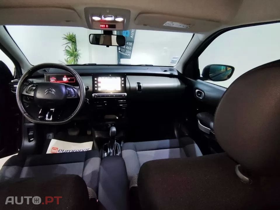 Citroen C4 Cactus 1.2 PureTech Shine EAT6