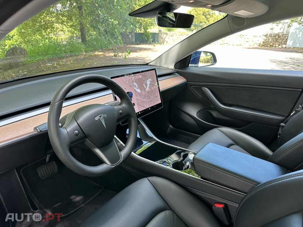 Tesla Model 3 Long-Range Dual Motor AWD
