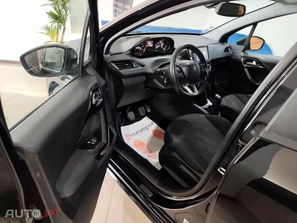 Peugeot 208 1.2 PureTech Style