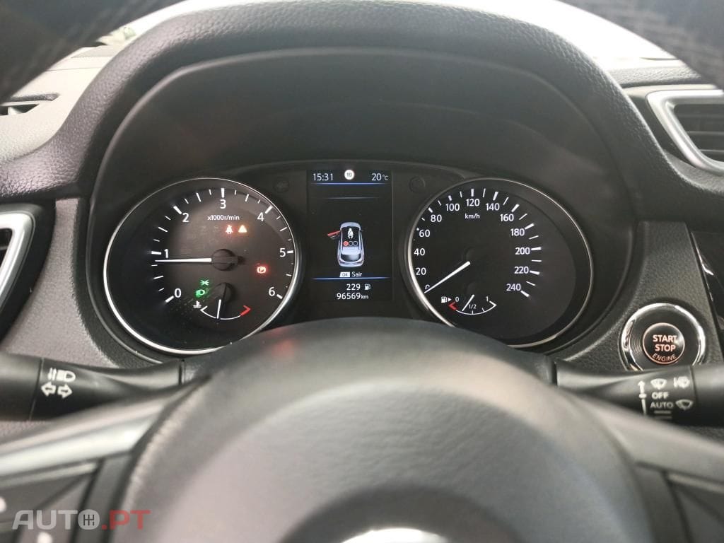 Nissan Qashqai 1.5 dCi N-Connecta Roda Suplente