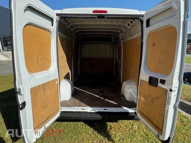 Peugeot Boxer 2.2 BlueHDi 335 L3 CD