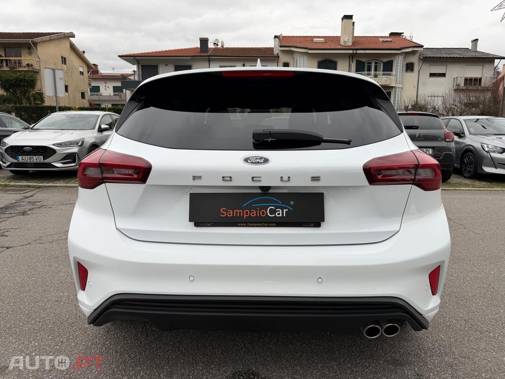 Ford Focus 1.0 EcoBoost MHEV ST-Line