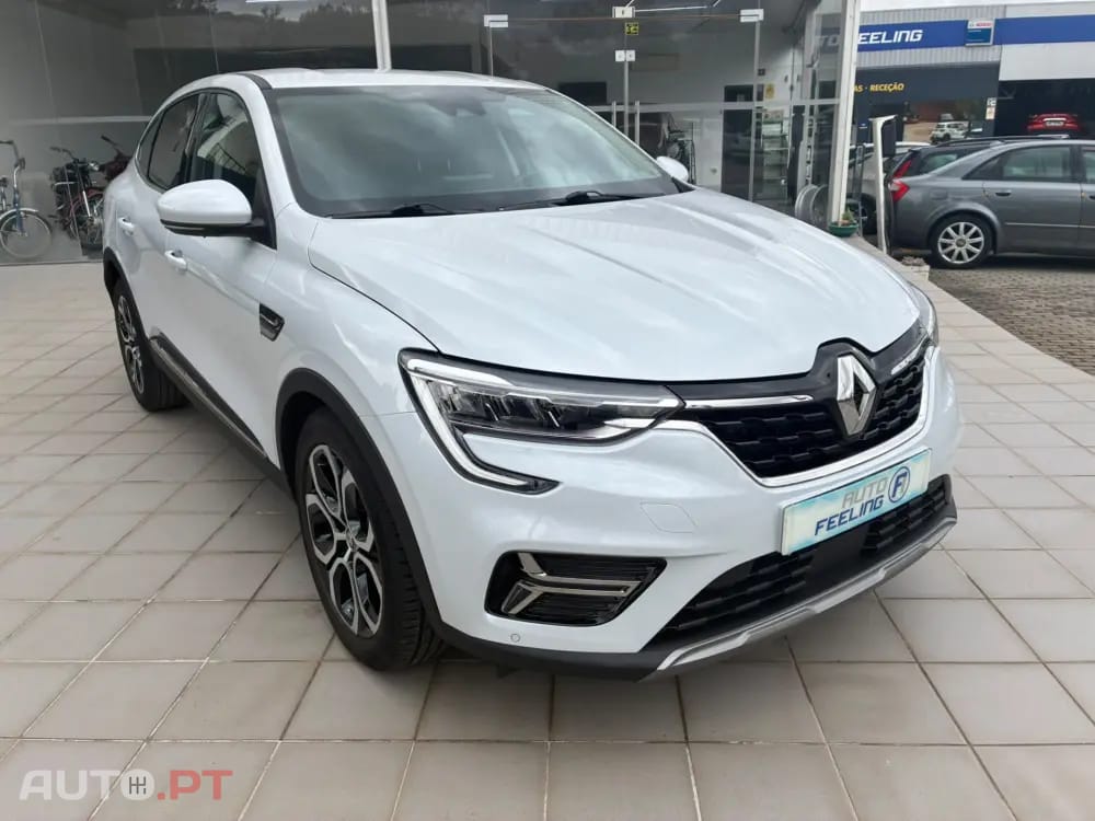 Renault Arkana 1.6 E-Tech Intens