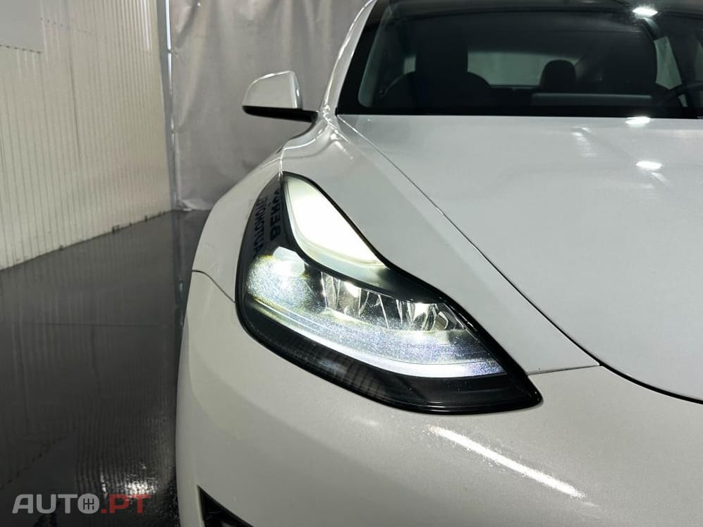 Tesla Model 3 Long Range AWD Dual Motor