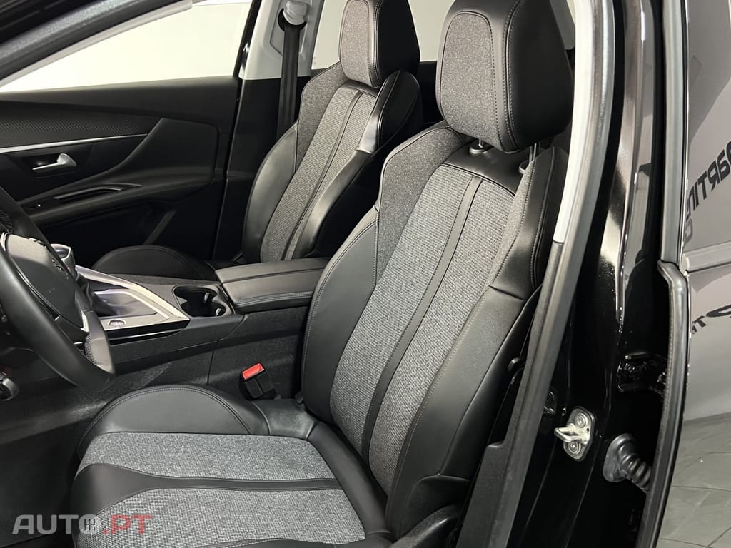 Peugeot 3008 1.2 PureTech Active Pack