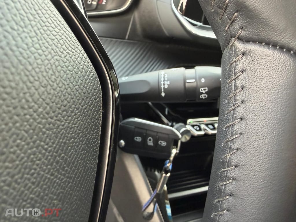 Peugeot 208 1.2 PureTech Allure