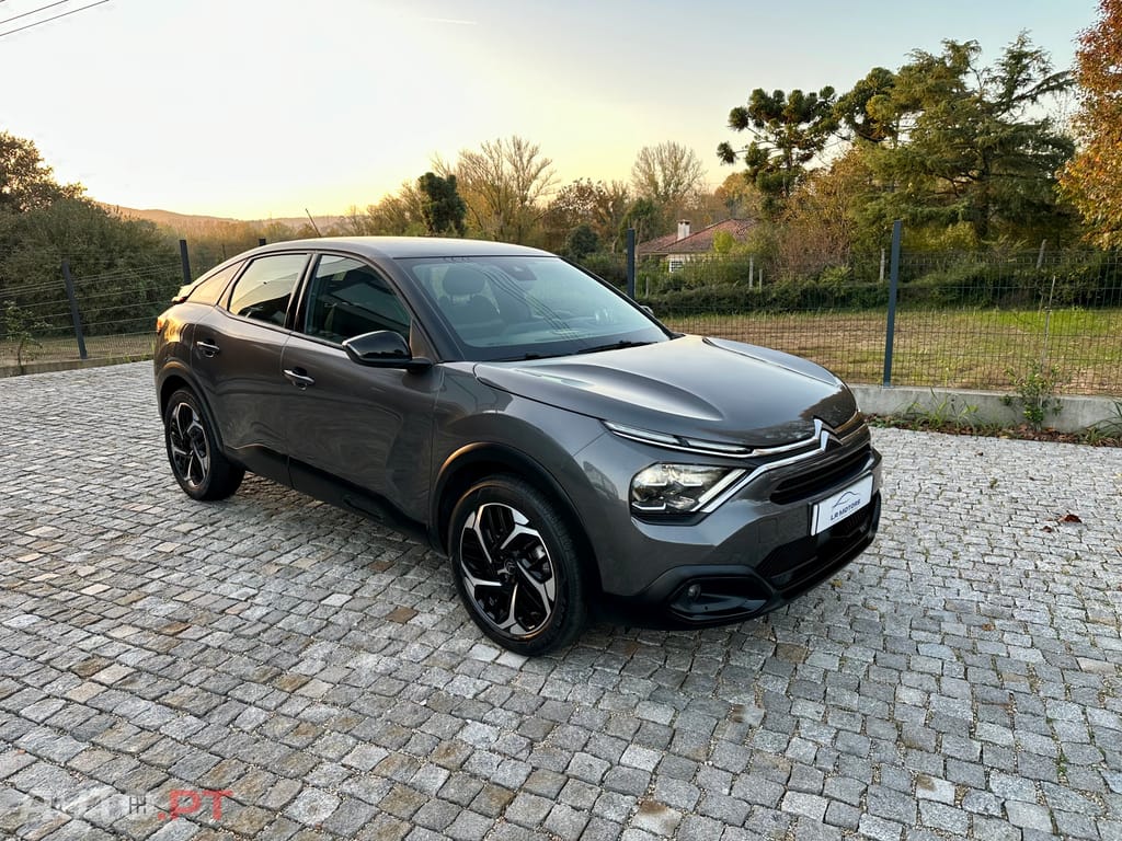 Citroen C4 PureTech 130 SHINE