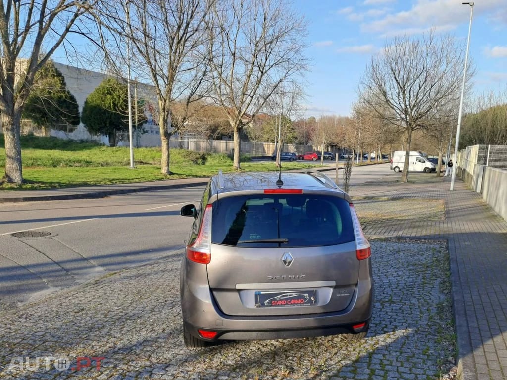 Renault Grand Scénic LIMITED