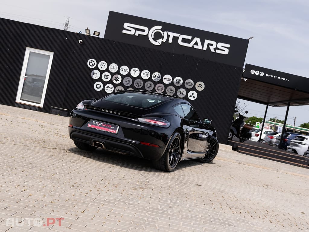 Porsche 718 2.0 T PDK