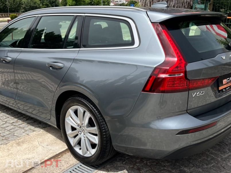 Volvo V60 2.0 D3 Momentum Plus Geartronic