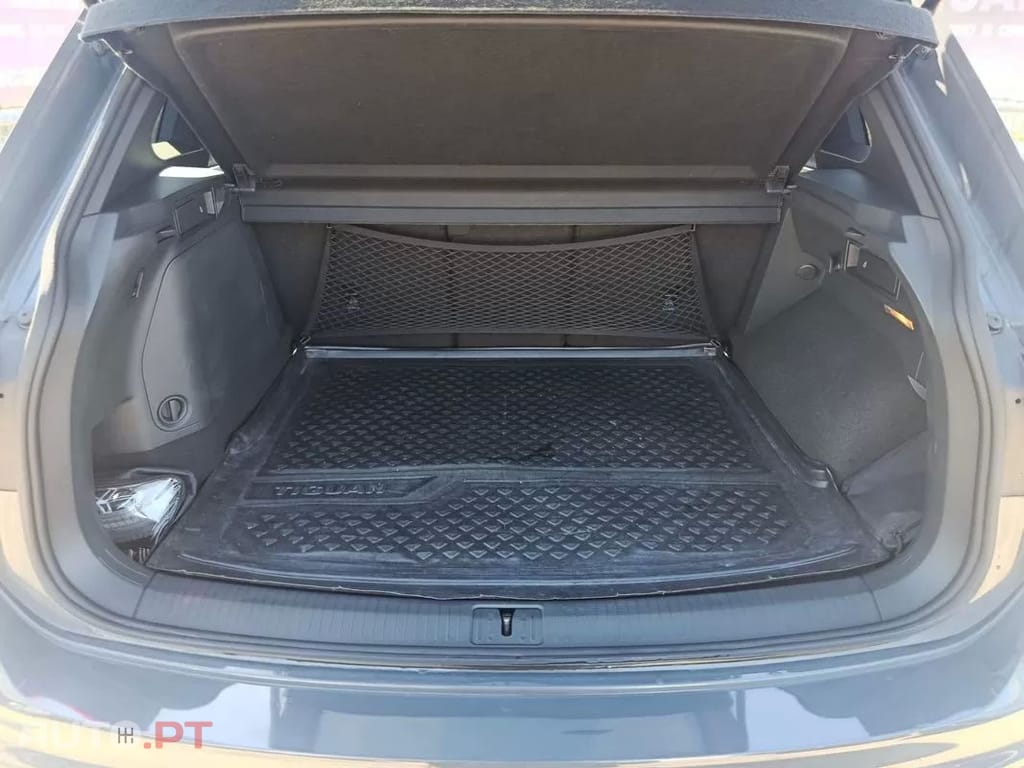 Volkswagen Tiguan  1 4 Ehybrid Opf Dsg R  Line