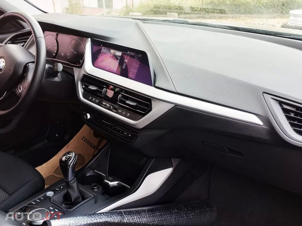 BMW 116 d Advantage — fotografia 24
