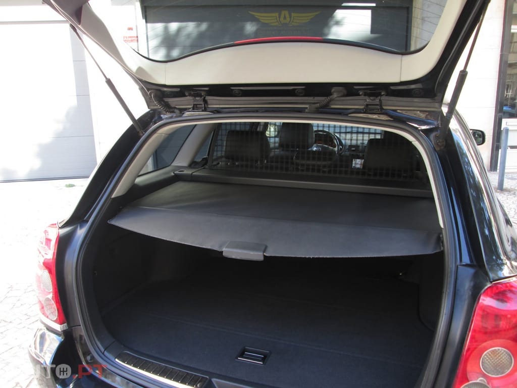Toyota Avensis 2.0 D-4D Sol+GPS