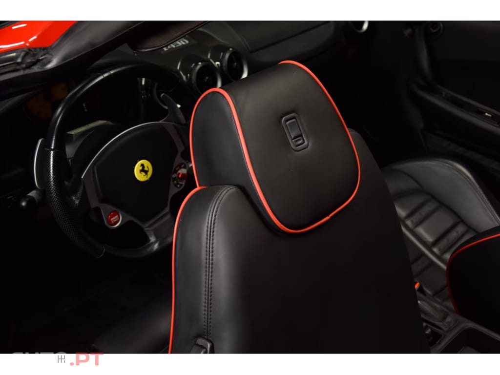 Ferrari F430 Spider V8