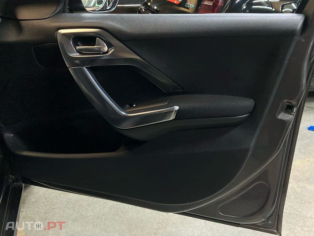 Peugeot 2008 PureTech 110 Stop&Start EAT6 Allure
