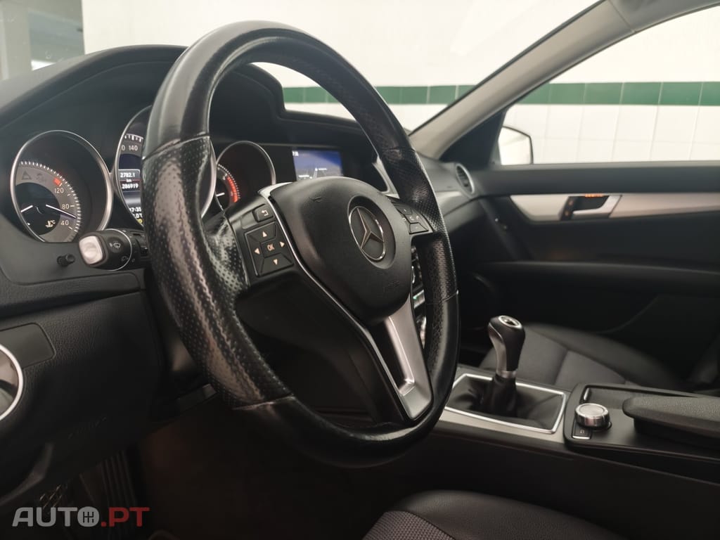 Mercedes-Benz C 220 CDi Avantgarde BE 128g