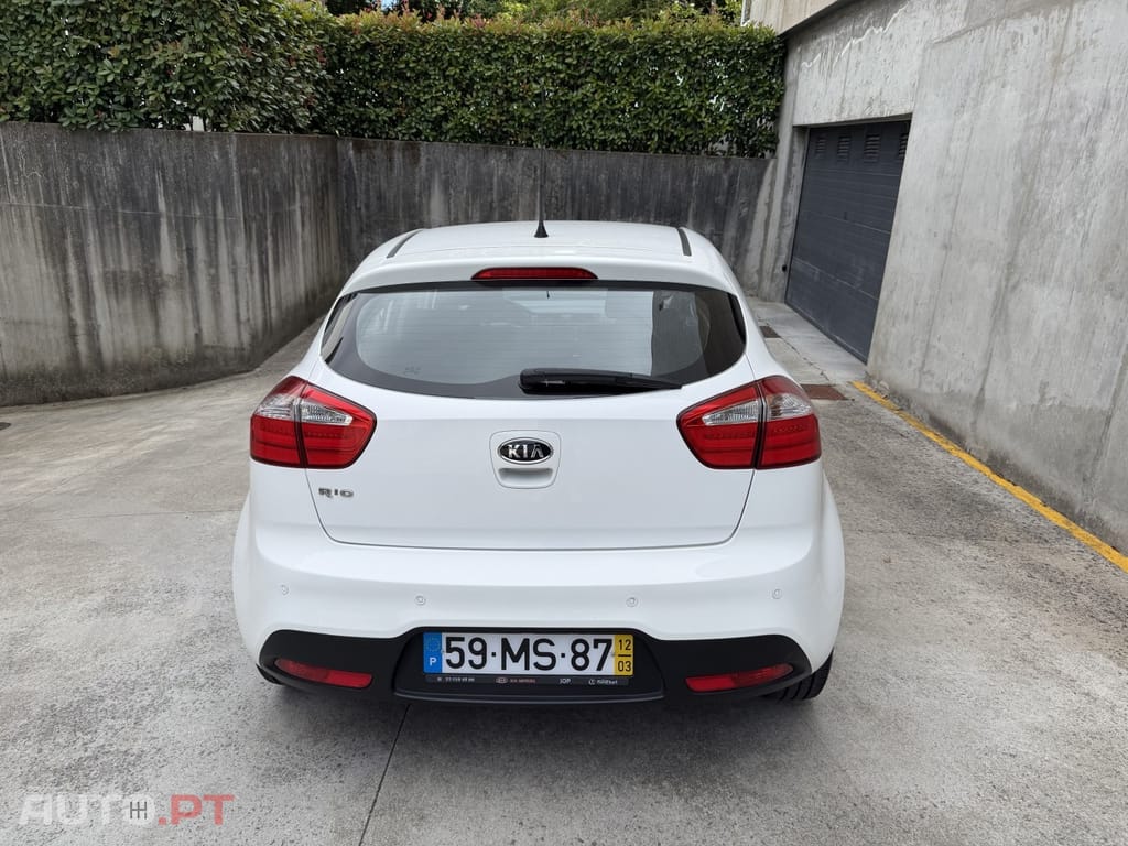Kia Rio 1.2 CVVT LX
