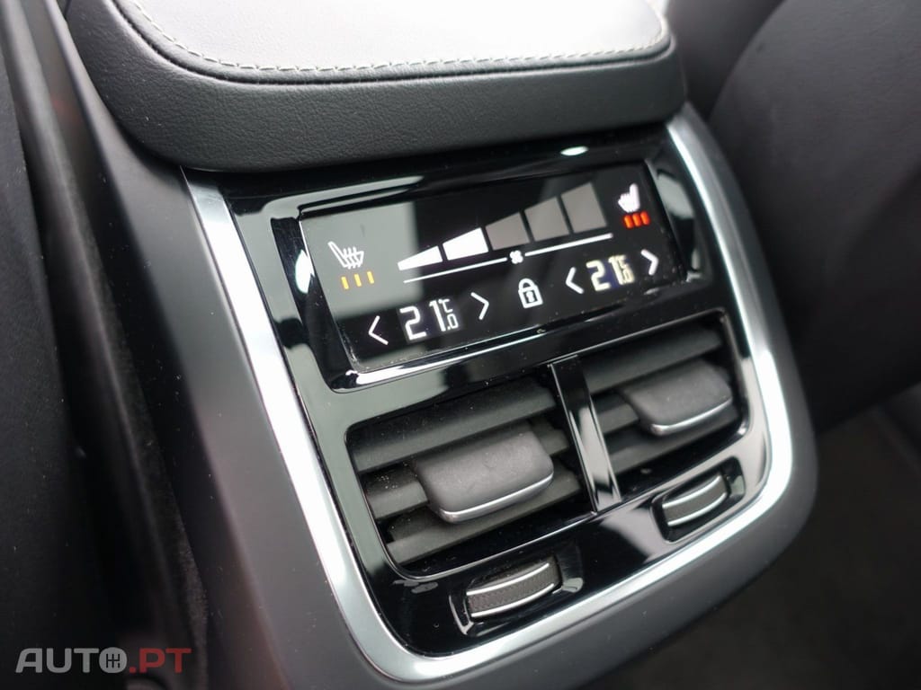 Volvo XC90 I.V.A DEDUTIVEL Recharge Plus T8 AWD 