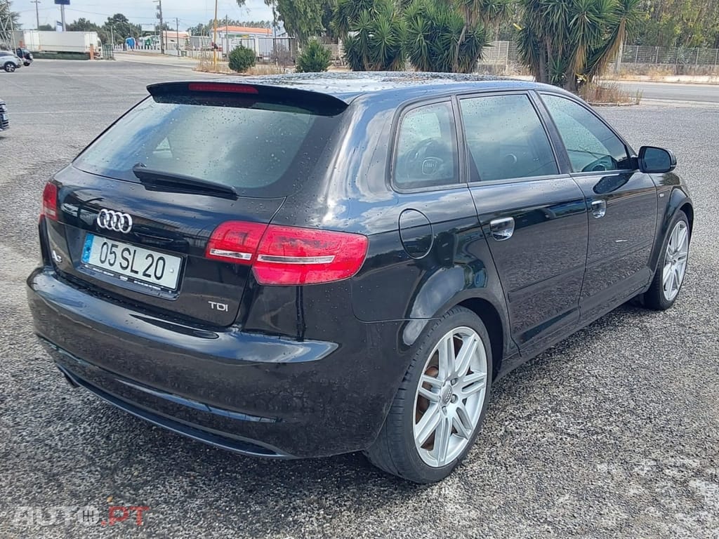 Audi A3 Sportback 2.0 TDI DPF S tronic S line Sport Pack