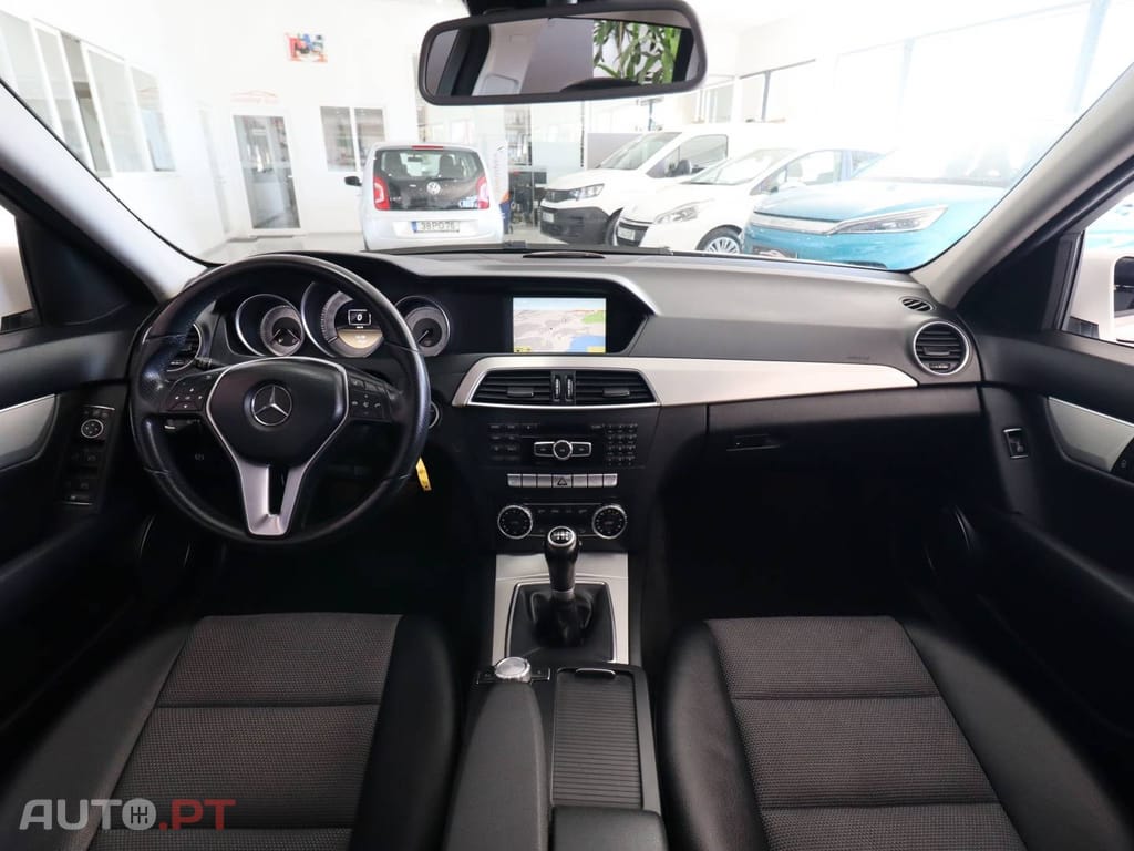 Mercedes-Benz C 220 CDi Avantgarde BlueEfficiency