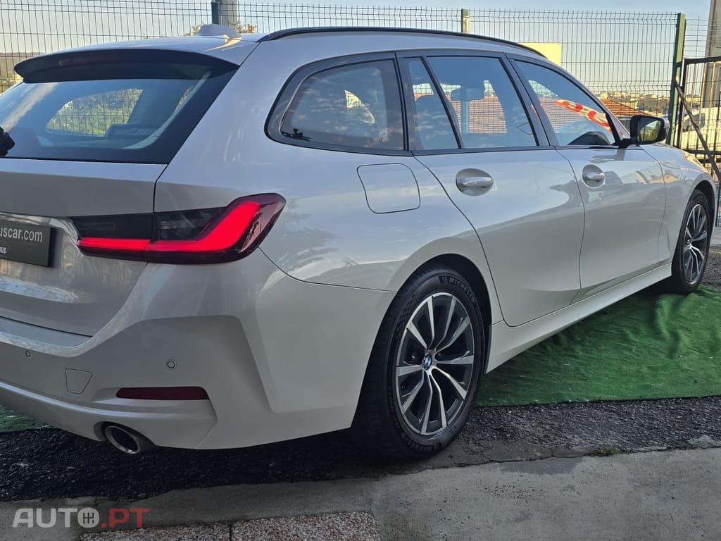 BMW 318 Serie 3 Touring Auto XLine