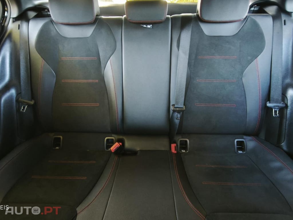 Mercedes-Benz A 180 d 7G-DCT AMG Line