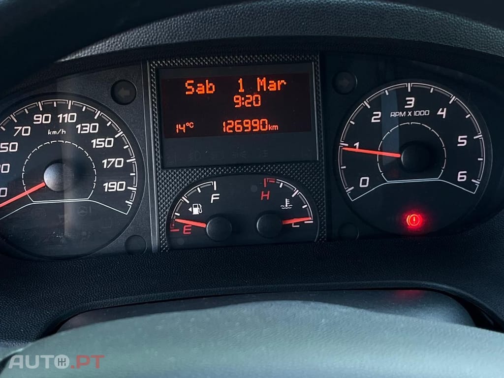 Peugeot Boxer 2.2 BlueHDi 330 L1H1 Premium