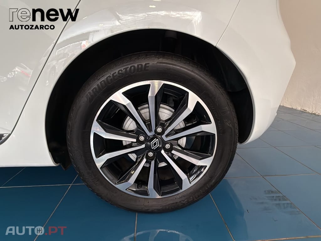 Renault Clio Clio E-Tech Full Hybrid