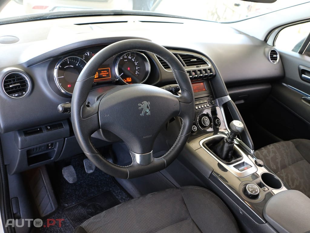Peugeot 3008 1.6 HDi Premium