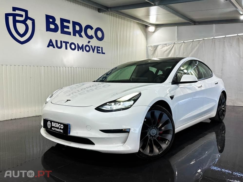 Tesla Model 3 Performance AWD