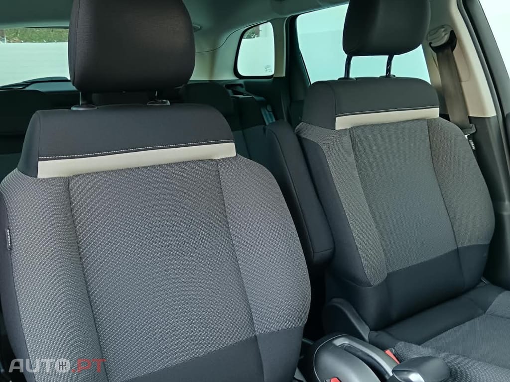 Citroen C3 Aircross 1.2 PURETECH 110 SHINE