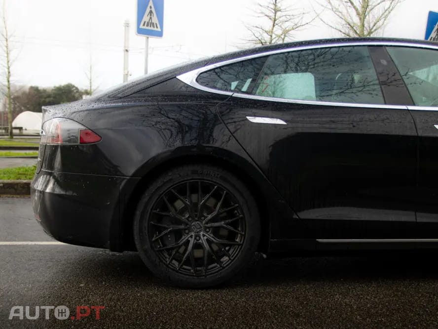 Tesla Model S 100D