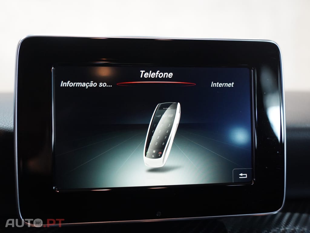 Mercedes-Benz A 180 d AMG Line