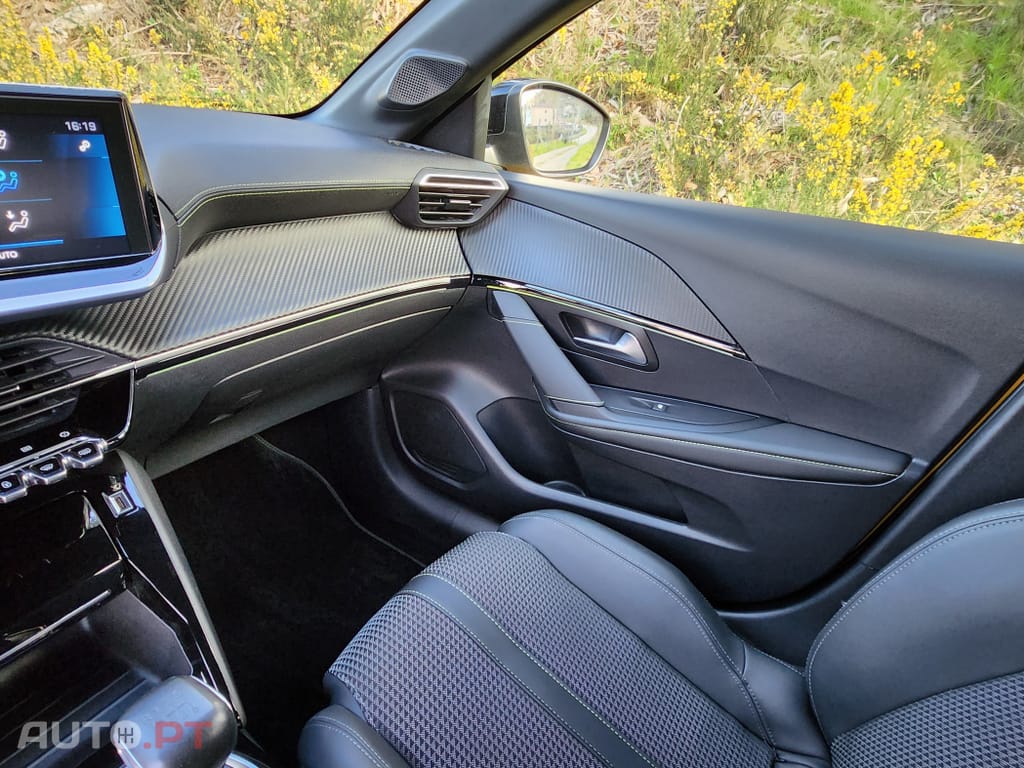 Peugeot 208 1.5 BlueHDi GT Line