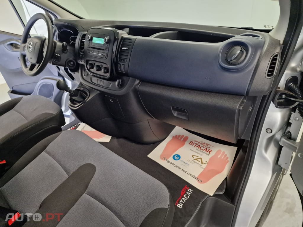 Opel Vivaro COMBI 1.6 CDTI L1H1 APENAS 28.000KMS