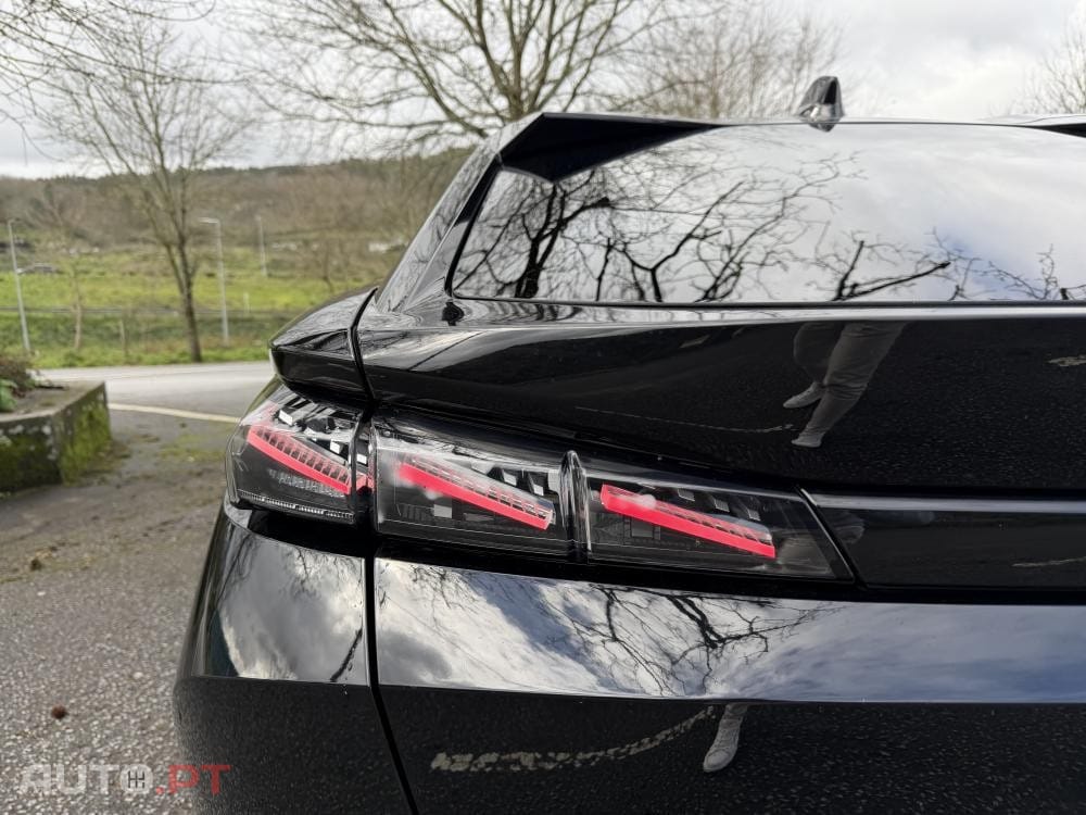 Peugeot 408 1.2 PureTech GT EAT8