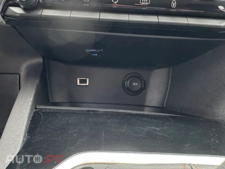 Peugeot 3008 1.5 BlueHDi Active Pack