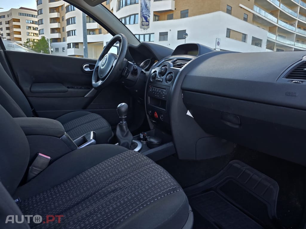 Renault Mégane Break 1,5 DCI Autentique sw M6