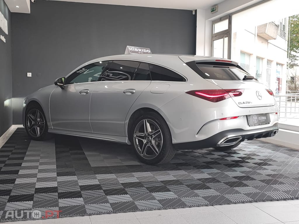 Mercedes-Benz CLA 250 e AMG Hibrido