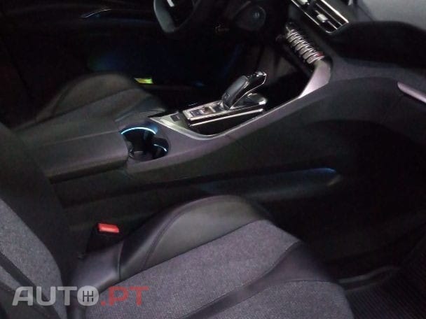 Peugeot 3008 1.2 PureTech Allure