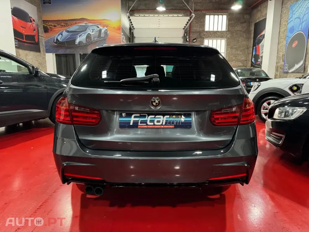 BMW 330 d xDrive Pack Desportivo M Auto