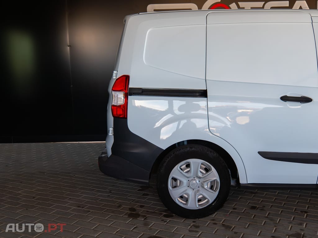 Ford Tourneo 1.5 TDCi Ambiente