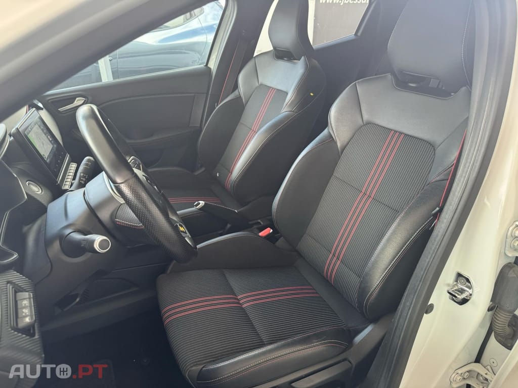 Renault Clio 1.0 TCe RS Line