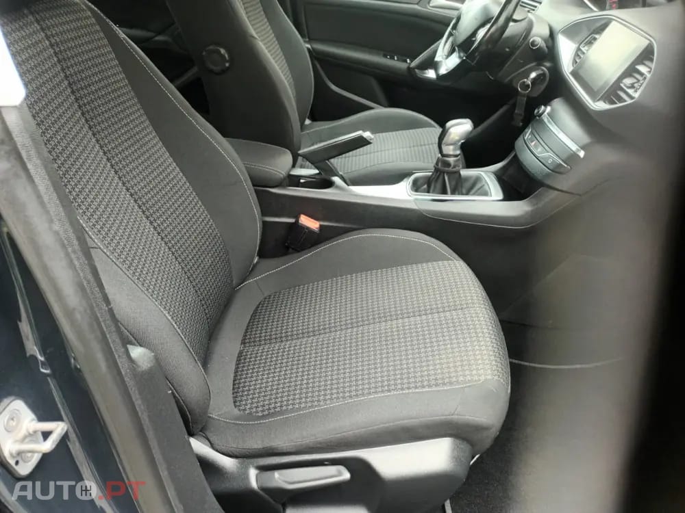 Peugeot 308 1.6 BlueHDi Access