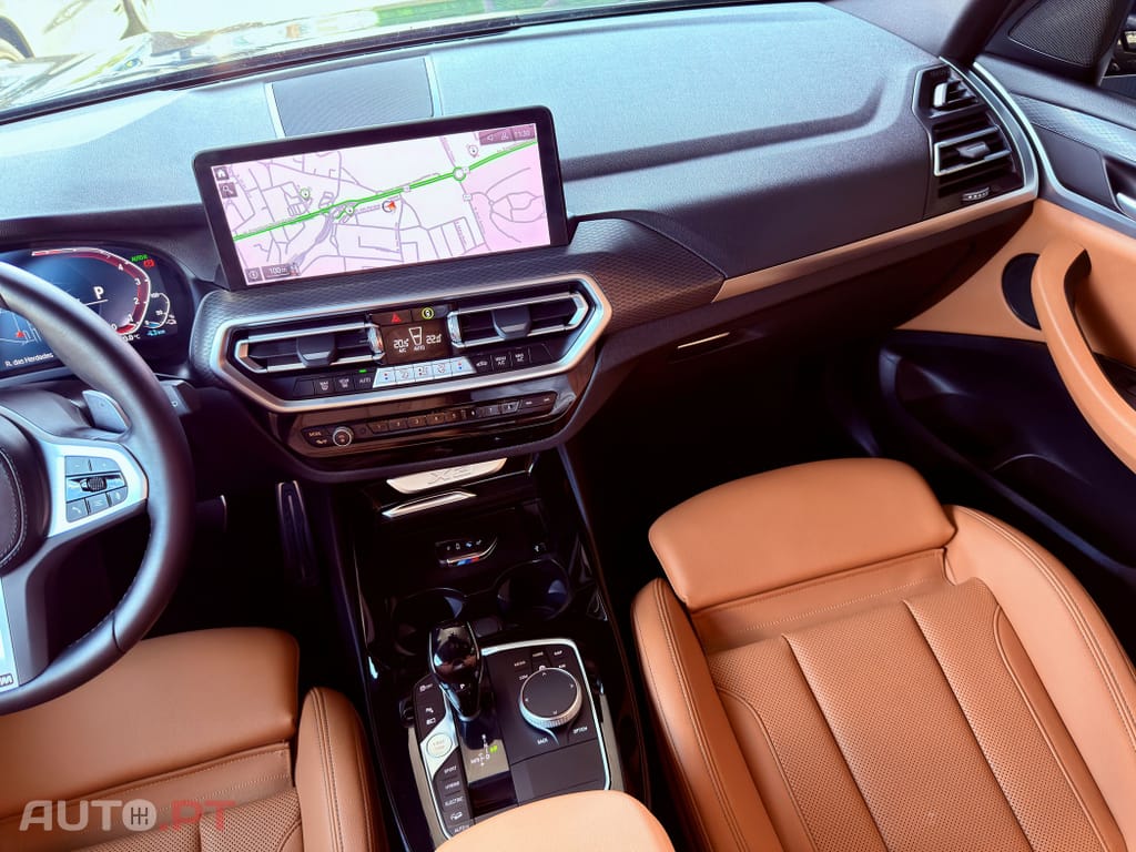BMW X3 30 e xDrive Pack M — fotografia 31