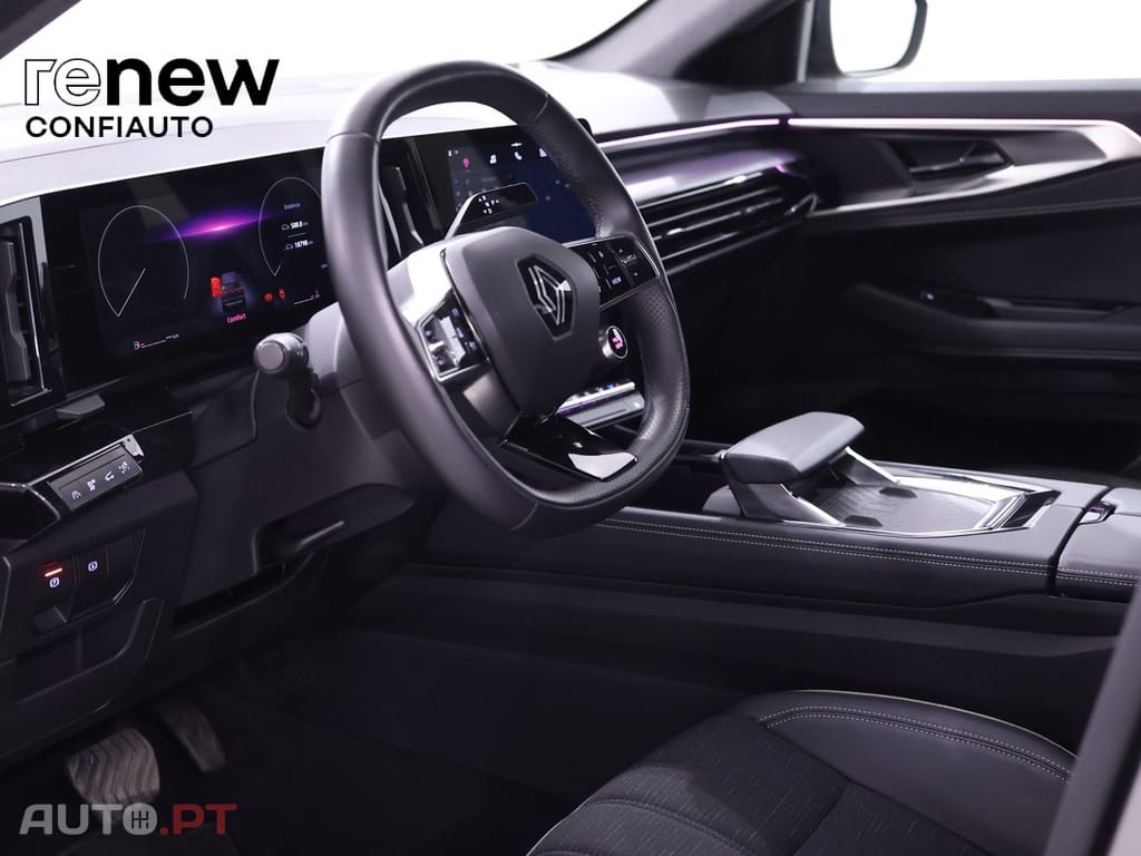 Renault Austral 1.3 Mild Hybrid Iconic Auto