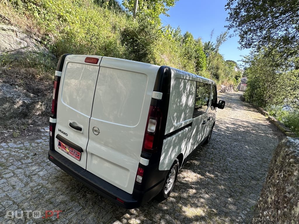 Opel Vivaro 1.6 CDTi L1H1 2.7T