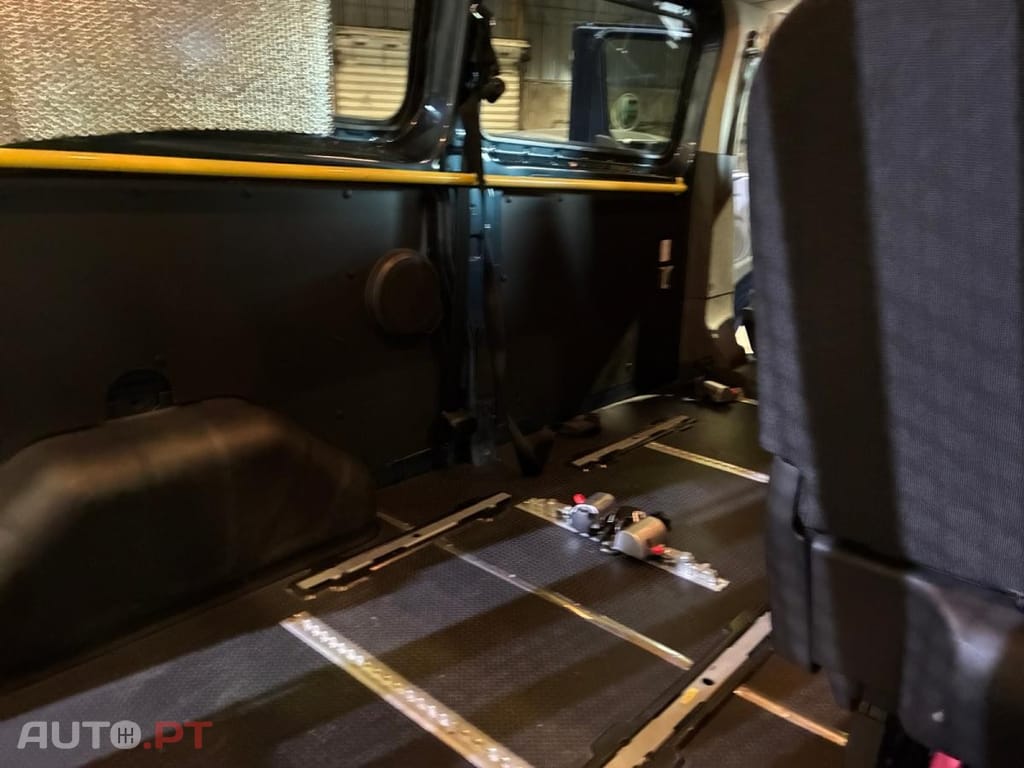 Ford Transit Custom 320L2 2.0 TDCi H2-Trend Business Aut.