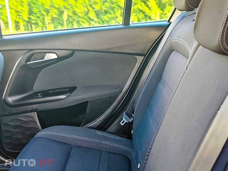 Fiat Tipo 1.3 M-Jet Lounge Tech J17