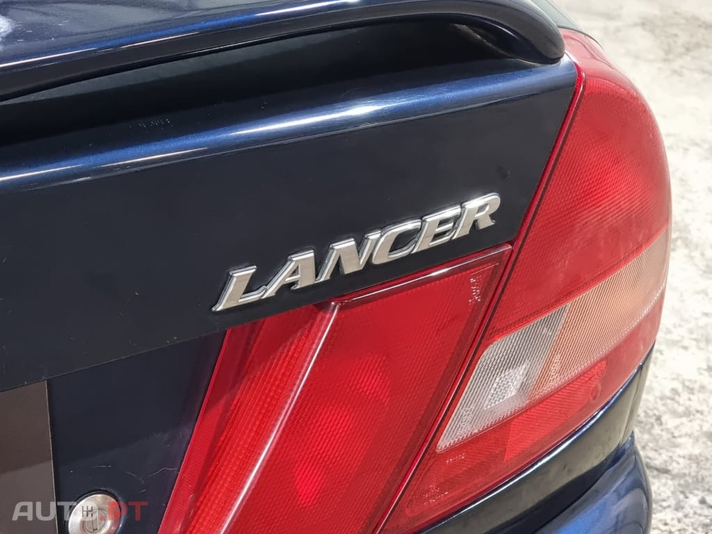 Mitsubishi Lancer 1.3 GLX